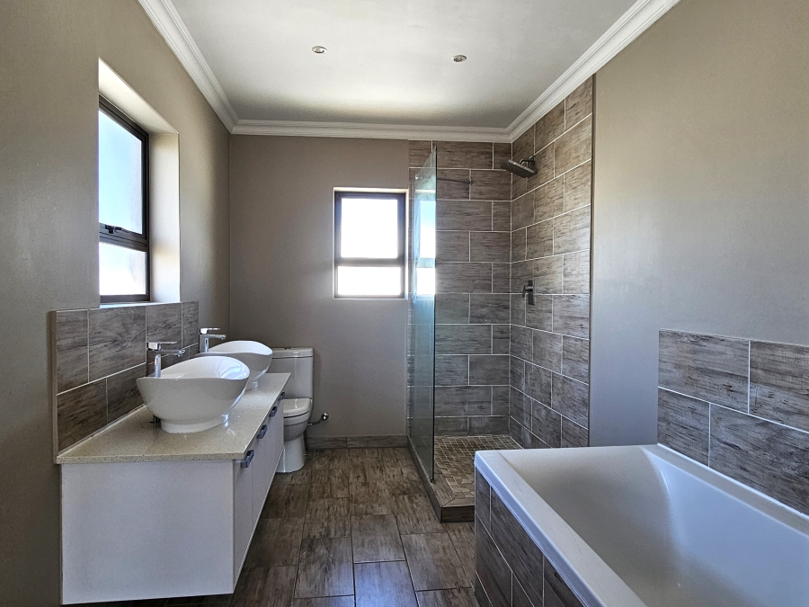 3 Bedroom Property for Sale in Marina Martinique Eastern Cape